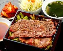 흑모 와규 스테이크 덮밥 세트