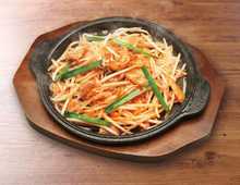 김치 돼지고기 볶음