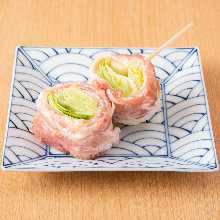 돼지 야채 말이 꼬치 양상추 돼지 야채 말이 꼬치 양상추