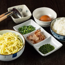 The final dish of the hot pot is the Greedy Set (Rice Porridge & Chanpon Noodles)