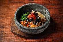 돌솥 비빔밥