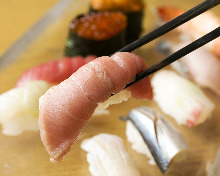 모둠 쥔 초밥 5가지