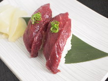말고기의 붉은살 초밥