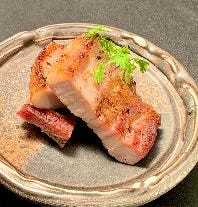 허브로 기른 돼지고기