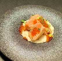 레어 연어 커틀릿