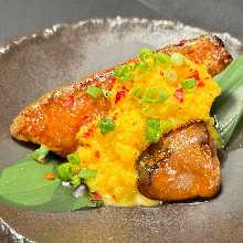 돌아가는 가다랭이 데리야키 황신강 돌아가는 가다랭이 데리야키 황신강