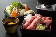 검은 털 일본소 스키야키 180g