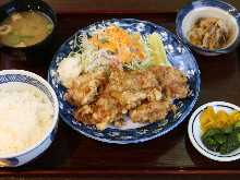 치킨 가라아게 정식 치킨 가라아게 정식