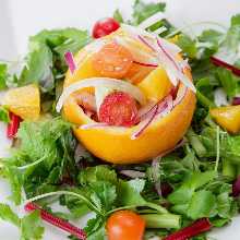 유기농 채소 과일 비타민 샐러드