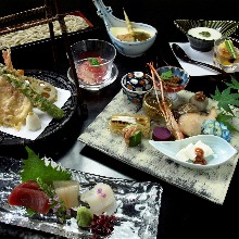 4,000 엔 코스 (7 가지) 4,000 엔 코스 (7 가지)