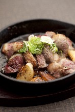 잡종오리 스테이크