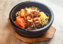 해물 돌솥 비빔밥