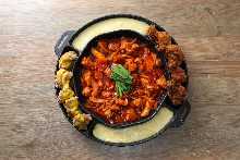 치즈 닭갈비와 2가지 맛 치킨 세트