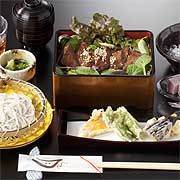 牛排盖饭