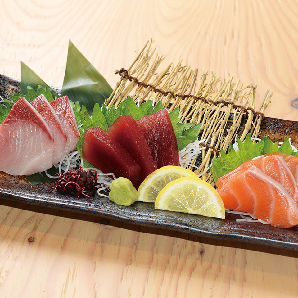 生鱼片拼盘