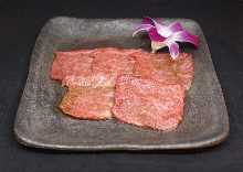 和牛霜降肩里脊芯肉