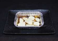 锡箔纸包烤大蒜