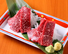 马肉刺身