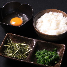 杂烩粥（只有米饭和鸡蛋）