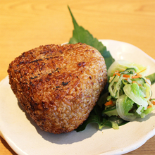烤饭团