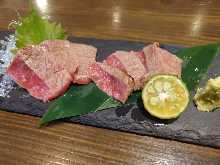 炙烤牛肉刺身