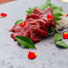 马肉刺身