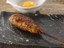 蘸生蛋黄肉丸
