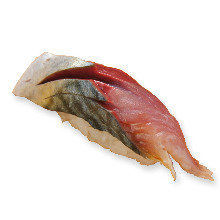 青花鱼寿司