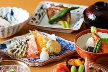 6,600日元套餐 (8道菜)