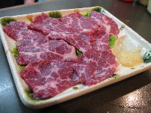 马肉刺身