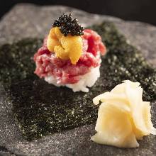 生海胆手卷寿司