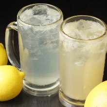 新鲜柠檬碳酸酒