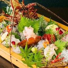 13,200日元套餐 (11道菜) 13,200日元套餐 (11道菜)