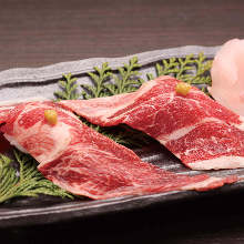 和牛肉手握寿司