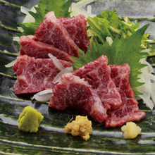 马肉刺身