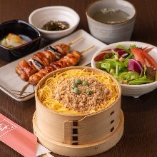 鸡肉蒸饭
