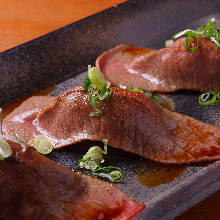 牛肉手握寿司 牛肉手握寿司