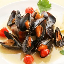 葡萄酒蒸青口贝