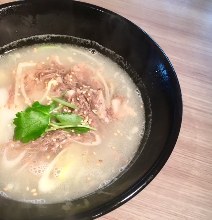韩式牛骨汤饭