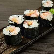 金枪鱼腩腌萝卜卷寿司