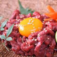 马肉生拌