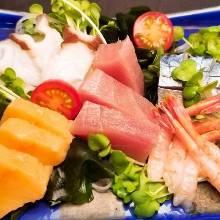 5种生鱼片拼盘