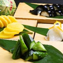 3种腌菜拼盘