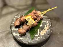 烤鸡胗 (Sunazuri) (盐烤更美味)