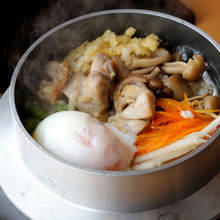 鸡肉锅饭