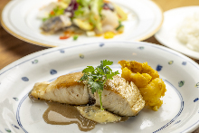 主菜（鲷鱼黄油烤）