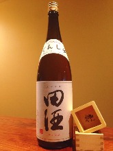 特别纯米酒 田酒