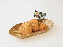 炭治郎在做饭！美味的烤饭团