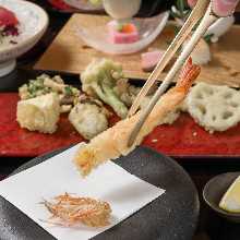 18,000日元套餐 (10道菜) 18,000日元套餐 (10道菜)