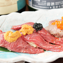 和牛肉手握寿司